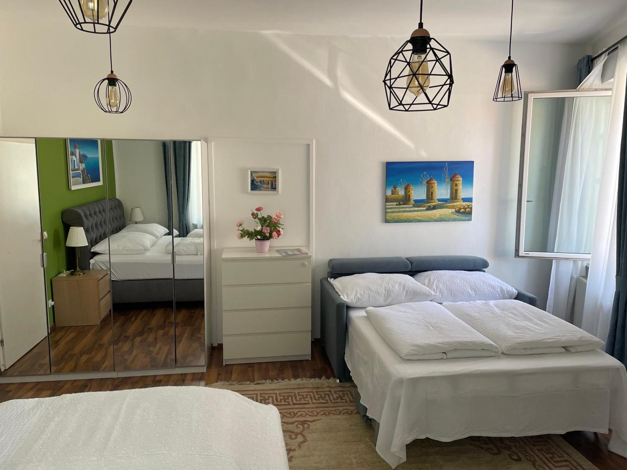Studios Klagenfurt Klagenfurt am Woerthersee Room photo